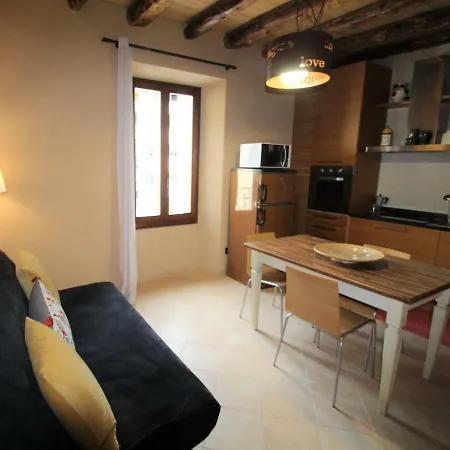 Locazione Turistica Megghy's Apartment Dervio
