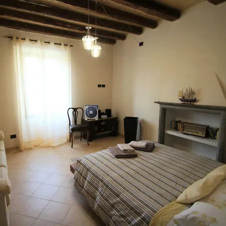 Locazione Turistica Megghy's Apartment